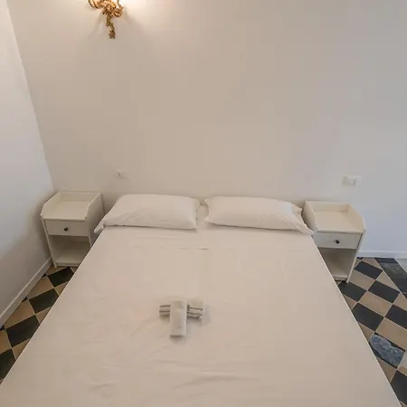 Grande E Luminoso In Centro Appartement