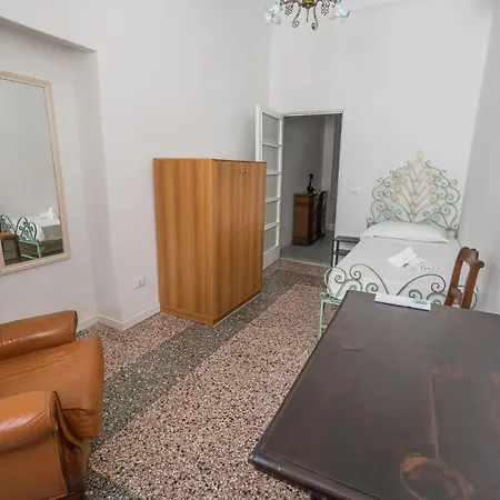 Grande E Luminoso In Centro *