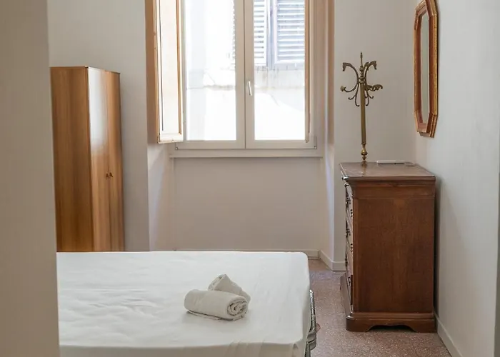 Grande E Luminoso In Centro Lejlighed *