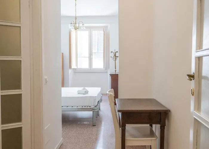 Grande E Luminoso In Centro Lejlighed *