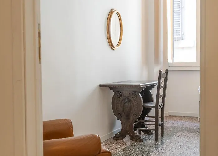 Grande E Luminoso In Centro Lejlighed