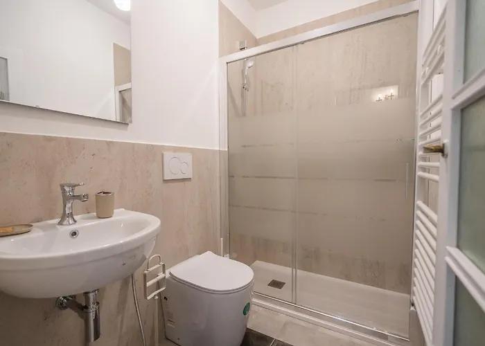 Grande E Luminoso In Centro *