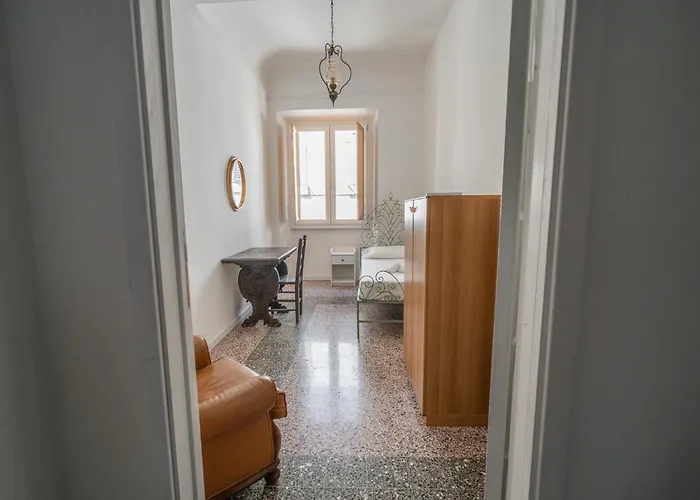 Grande E Luminoso In Centro