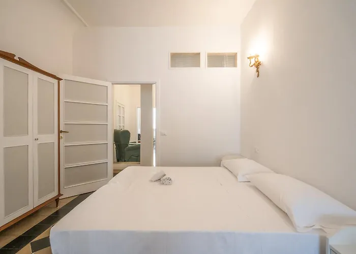 Grande E Luminoso In Centro