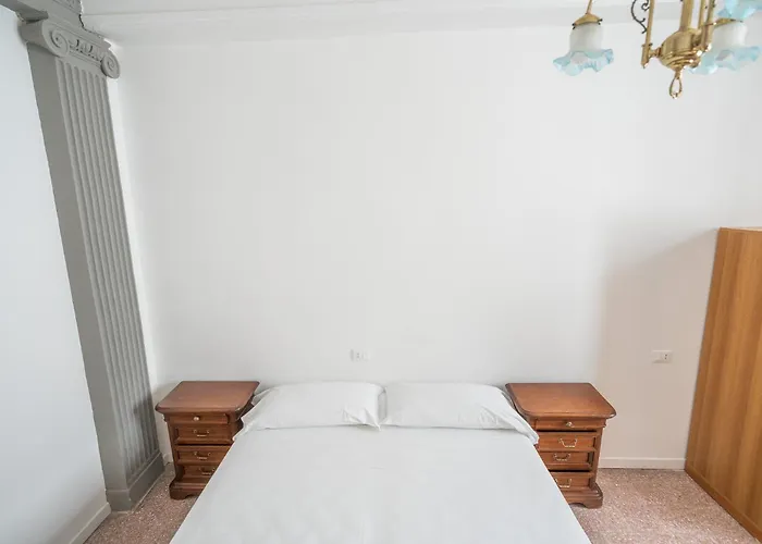 Grande E Luminoso In Centro Firenze